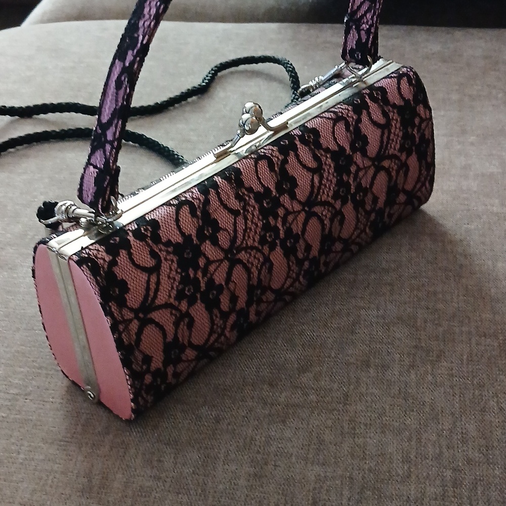 Pink with Black Lace Overlay Kiss Lock  Evening Bag - Picture 3 of 9